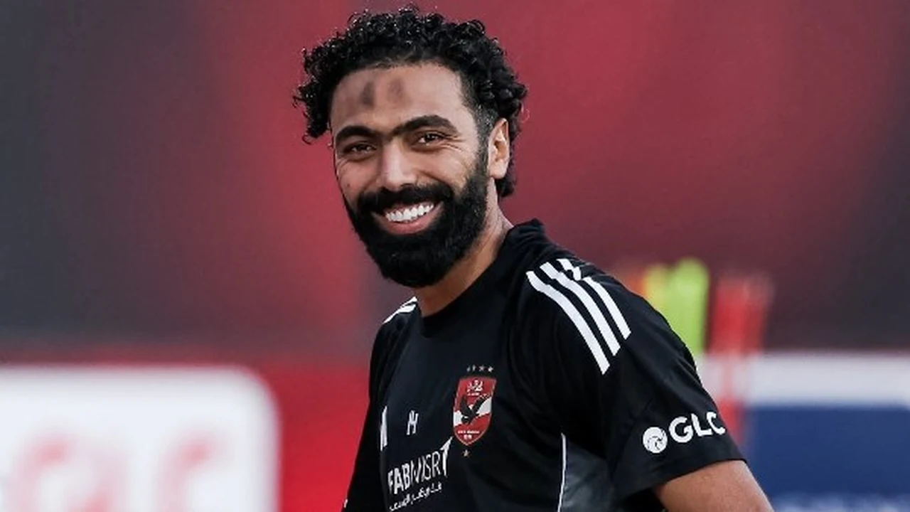 الإيقاف يُبعد حسين الشحات عن قمة الأهلي وبيراميدز في الدوري